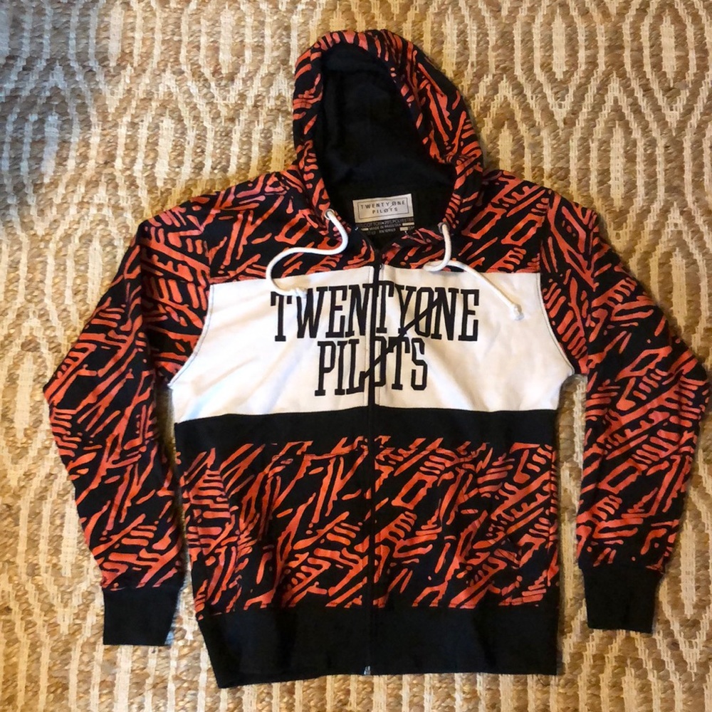 Twenty One Pilots zippered hoodie